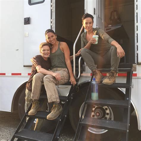 8x08 ~ How Its Gotta Be ~ Behind The Scenes ~ Oceanside The Walking