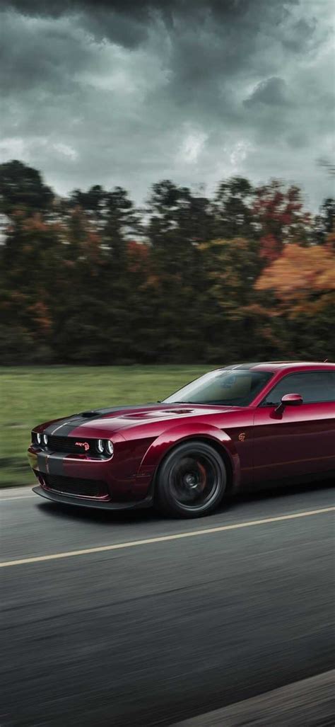 Dodge Challenger Hellcat Wallpaper - iXpap