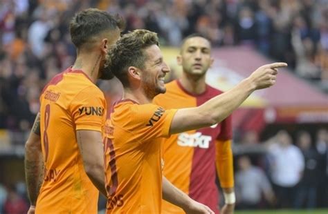 İşte Galatasaray da Mertens ile son durum Futbol