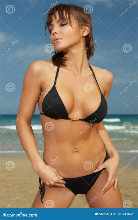 Bikini bleu image stock Image du fille exotique beauté