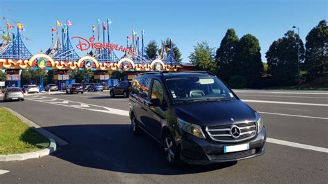 Paris Privater Transfer Vom Flughafen Cdg Zum Disneyland Getyourguide