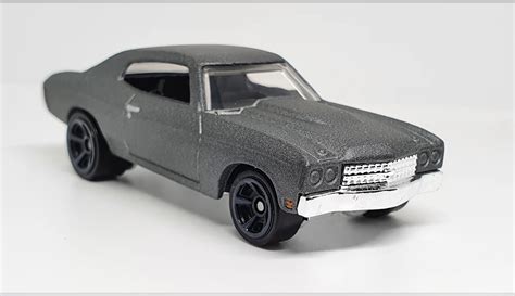 B Si U Xe Hot Wheels H Track Builder Fahasa