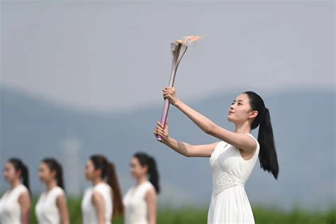 Hernanda Dan Nandhira Wakili Indonesia Di Opening Asian Games