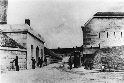 Fort Warren Starforts