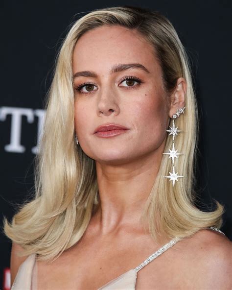 Brie Larson Long Bob Blonde Short Hair Styles Brie Larson