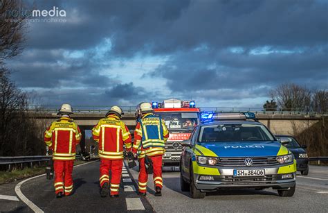 Stau Und Zwei Verletzte Nach Auffahrunfall Auf Der B Bos Inside