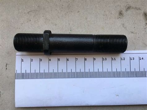 Шпилька колеса прицепа ГКБ-813, 817, 819 (ЗиЛ-130) L=115 левая ГКБ-813: ...