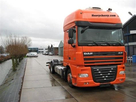 DAF FAR XF105 410 SUPER SPACE CAB MEGA EURO 5 2007 Chassis Truck Photo