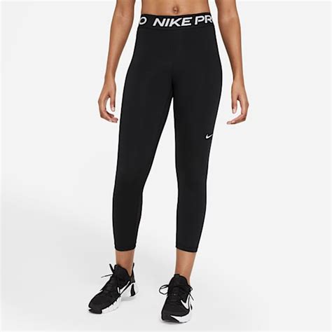 Nike Pro. Nike CZ