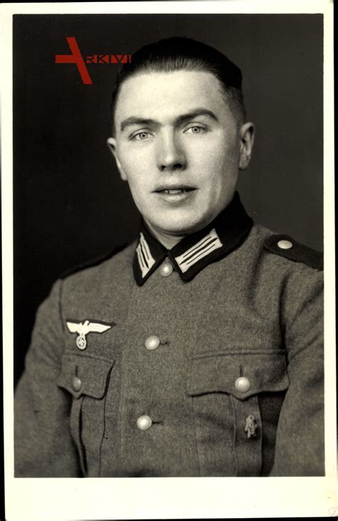 Deutsche Wehrmacht Soldat In Uniform Portrait Xl