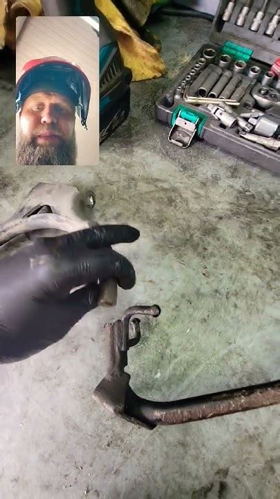 скутер ямаха джог 39 отвалилась подножка - YouTube