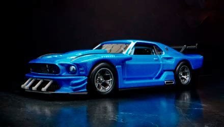 Premium Hot Wheels Modified Ford Mustang Elite Hgw Metallic Blue
