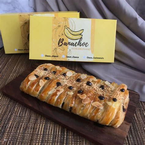 Jual Strudel Pisang Coklat Lumer Homemade Banana Pastry Shopee