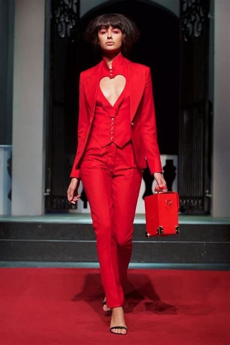 Твиттер | Jojo fashion, Fashion inspo outfits, Fashion outfits
