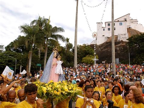 G1 Festa Da Padroeira Do Es Produz 150 Mil Hóstias Para 20 Horas De