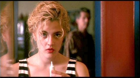 Những bộ phim gây tranh cãi gay gắt vì để sao nữ vị thành niên đóng cảnh với trai già