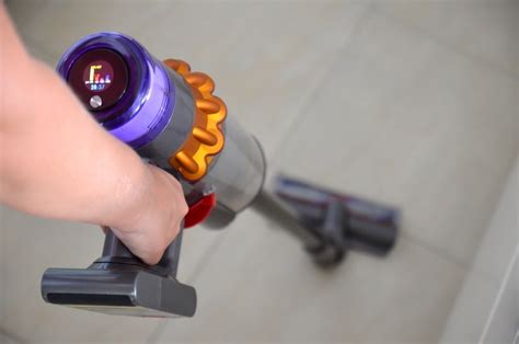 Dyson V15 Detect Absolute Test Kraftvoller Akkusauger Mit Laser