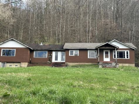 Shelbiana Pike County Ky House For Sale Property Id 415996972 Landwatch