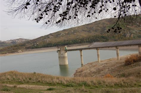 Ribera La Diga Castello Ha Milioni Di Metri Cubi Dacqua Per