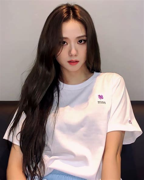 Jisoo Femadolsedit And Femaleidolsedit Image On Favim