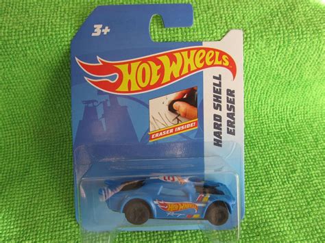14 Hot Wheels RADIERGUMMI Eraser OVP Neu und originalverpackt in Emmenbrücke für CHF 6