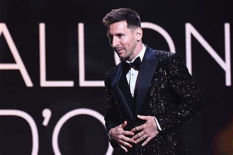 Leo Messi Ballon D Or Wallpapers Wallpaper Cave