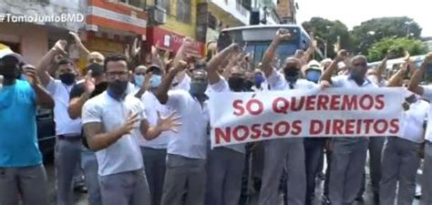 Rodoviários da CSN fazem protesto na Estação da Lapa