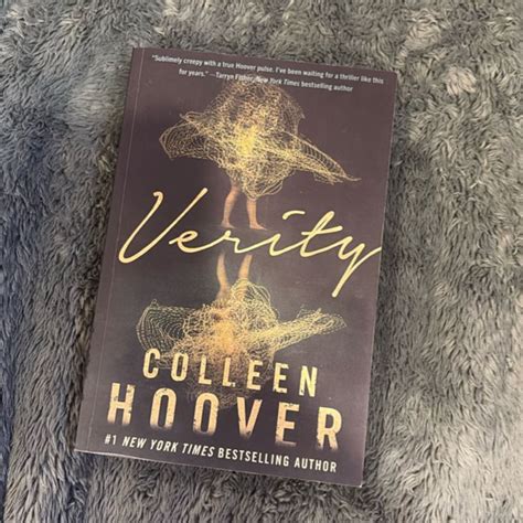 verity  colleen hoover paperback pangobooks