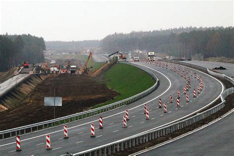 Budowa Ostatniego Odcinka Drogi Ekspresowej S Zdj Cia Legnica