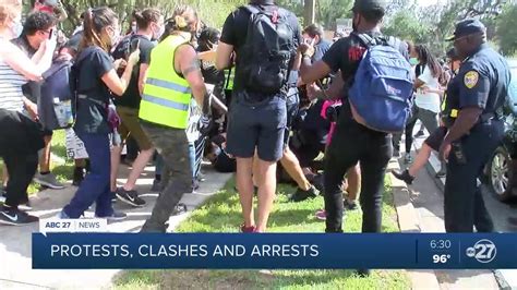 Tpd 15 Arrested After Confrontation Between Police Protesters At