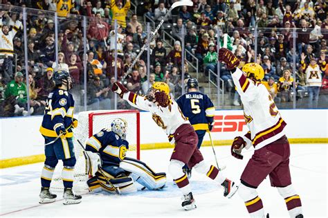 Minnesota Hockey: Gophers score six third-period goals in 9-2 win over