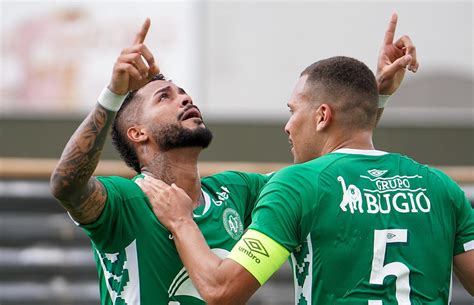 Felipe Albuquerque E Maxwell Marcam Pela Primeira Vez Pela Chapecoense