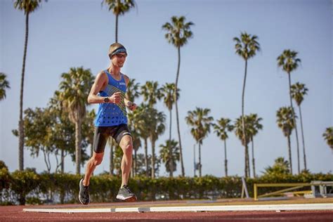 Cross country runner breaks world record at La Playa stadium – The Channels