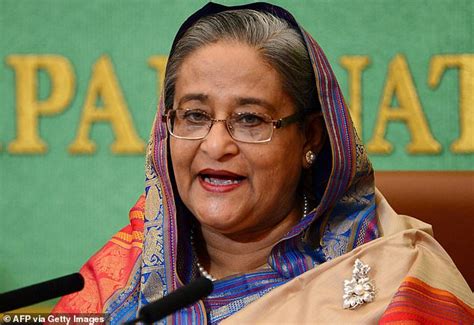 Bangladesh S Prime Minister Sheikh Hasina Set To Flee To London After