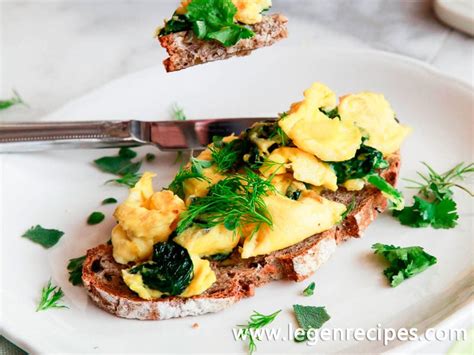 Paleo Scrambled Eggs with Herbs - Legendary Recipes