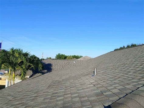 Which is better Asphalt or Tile for Residential Roofing