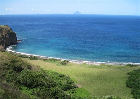 Mike Pua's Blog: Vayang Rolling Hills, Batanes