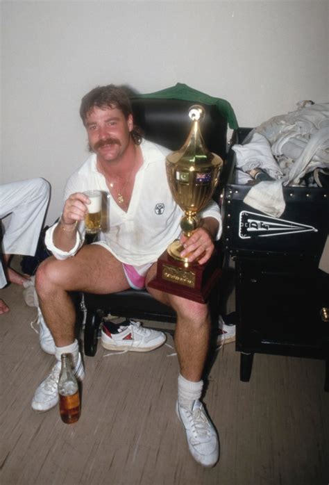 Australia Cricket Star David Boon Broke Insane Beer Drinking Record