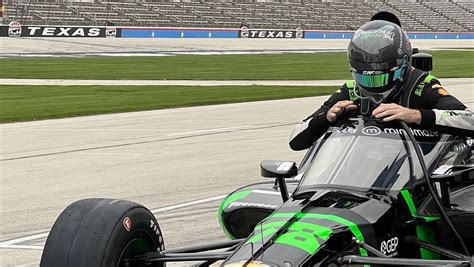 Agustín Canapino giró por primera vez en un óvalo con su IndyCar