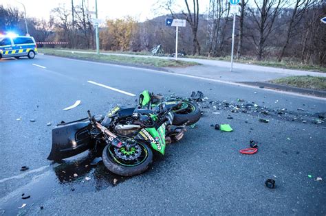 Hagen Schlimmes Ungl Ck Motorradfahrer Tot Verdacht Der Polizei