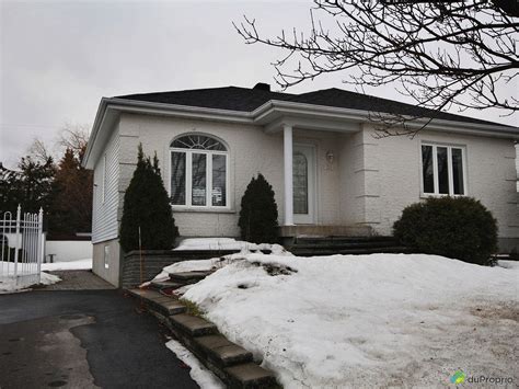 Facade En Hiver Bungalow St Jean Sur Richelieu St Luc