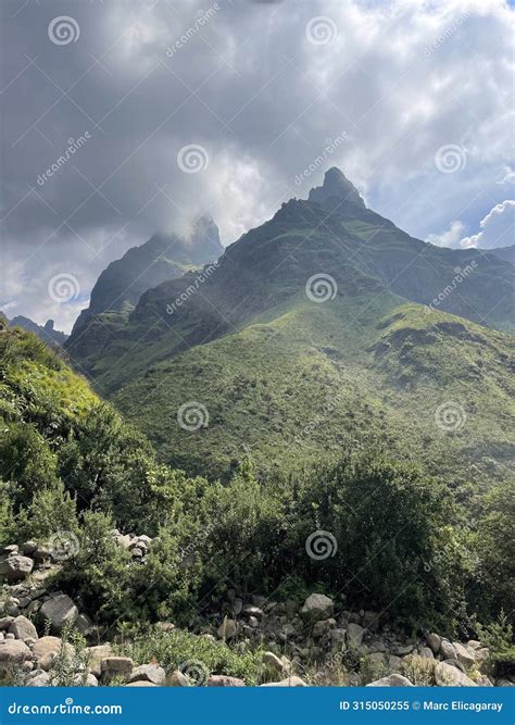 Mnweni Circuit Drakensberg South Africa Stock Image Image Of Mnweni Landscapes 315050255