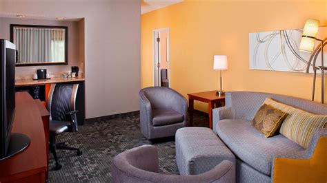 Hotel near Memphis International Airport | Courtyard Memphis Airport