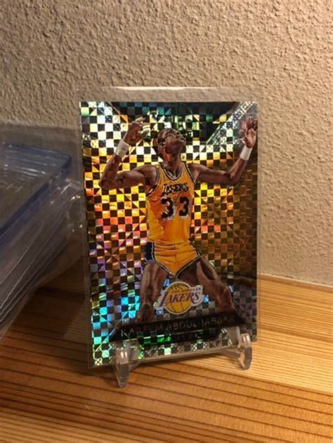 目立った傷や汚れなしKareem Abdul Jabbar 2014 15 Select Courtside Silver Prizm