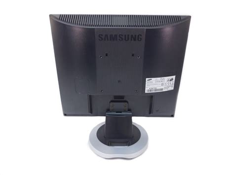 ЖК-монитор 17" Samsung SyncMaster 710N