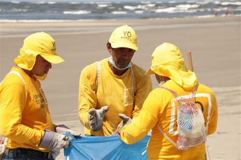 10 Toneladas De Basura Son Retiradas De La Playa La Puntilla