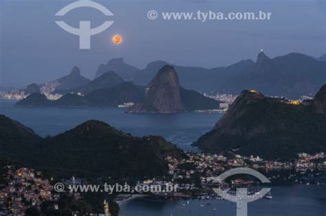 TYBA ONLINE Assunto Vista Do Rio De Janeiro A Partir Do Parque Da