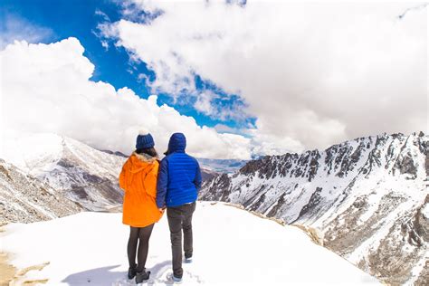 6 Must Do Winter Experiences In Ladakh, India - Bruised Passports