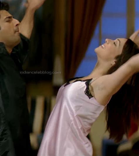 Nauheed Cyrusi Bollywood Rafoo Chakkar 13 Hot Armpit Hd Stills Starcelebblog