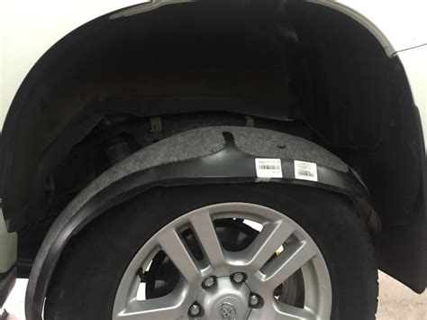 Подкрылки с шумкой — Toyota Land Cruiser Prado 150-series, 3 л, 2013 ...